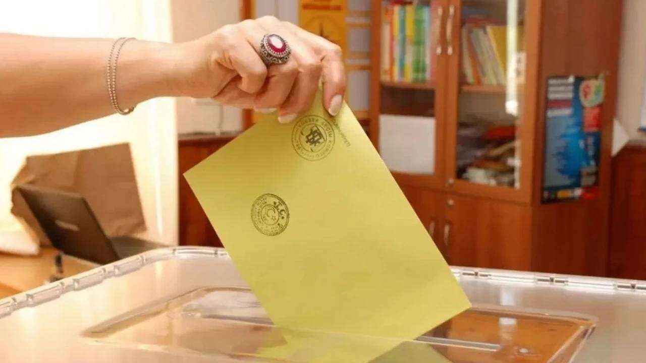 Erdoğan'ın "Aşkım, sevdam" dediği şehirde sandık kuruldu! Seçmen son sözünü söyledi: İşte zirvedeki parti 8